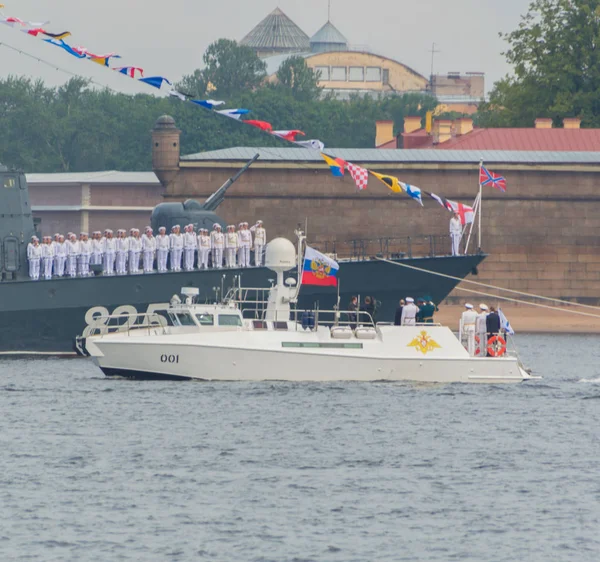 Ρωσία, Αγία Πετρούπολη, 30 Ιουλίου 2017-Πρόεδρος Βλάντιμιρ Πούτιν σε σκάφος 001 — Φωτογραφία Αρχείου