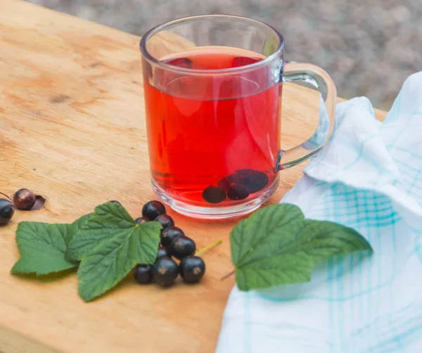 Kompott aus Beeren, Johannisbeeren. — Stockfoto