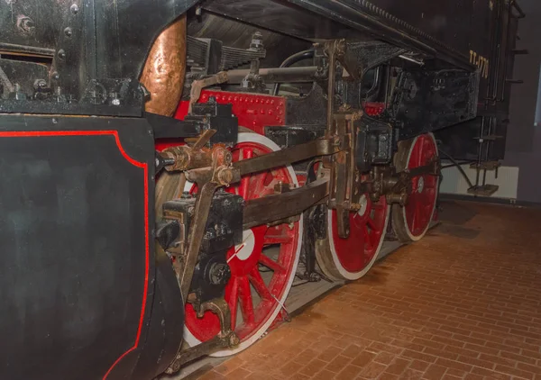 Rusya, Saint-Petersburg, 15, Kasım 2017 - tekerlekler ve pistonlar, bir