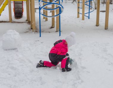 kardan adam kız kış bahçesi üzerinde sculpts