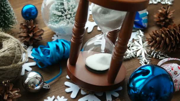 Vánoce a nový rok pozadí s dárky. — Stock video