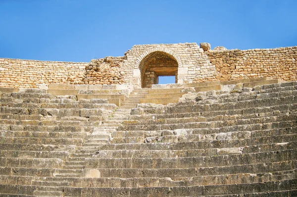 Dougga, római romok. UNESCO Világörökség Tunéziában. — Stock Fotó