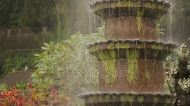 Su Palace, Tirta Gangga. Bali Karangasem Endonezya dönüm noktası. Kış yağmur mevsimi.