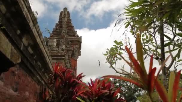 Templo Taman Ayun, templo real do Império Mengwi. Marco de Bali. Indonésia . — Vídeo de Stock