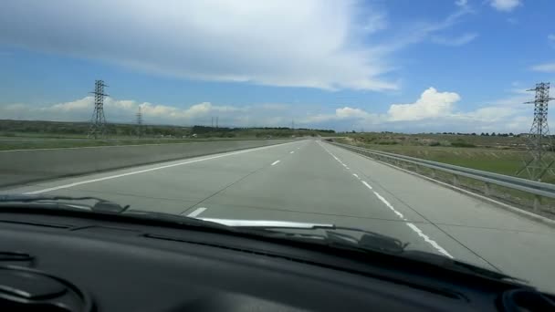 Viaje en coche por las carreteras de Gori a Kutaisi. Viaje por carretera. Georgia . — Vídeos de Stock