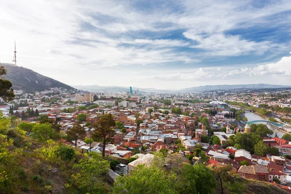 Gürcistan 'ın başkenti Tiflis' in Panorama manzarası. Narikala Kalesinden Görünüm.