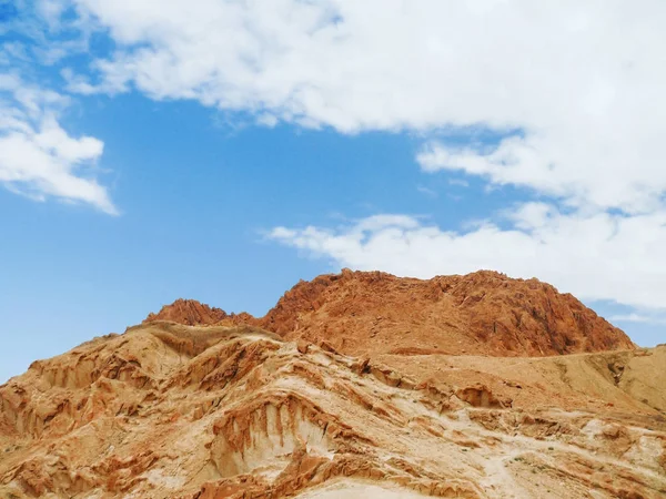 Rocas del oasis Chebika, famoso hito en el desierto del Sahara. Túnez . — Foto de Stock