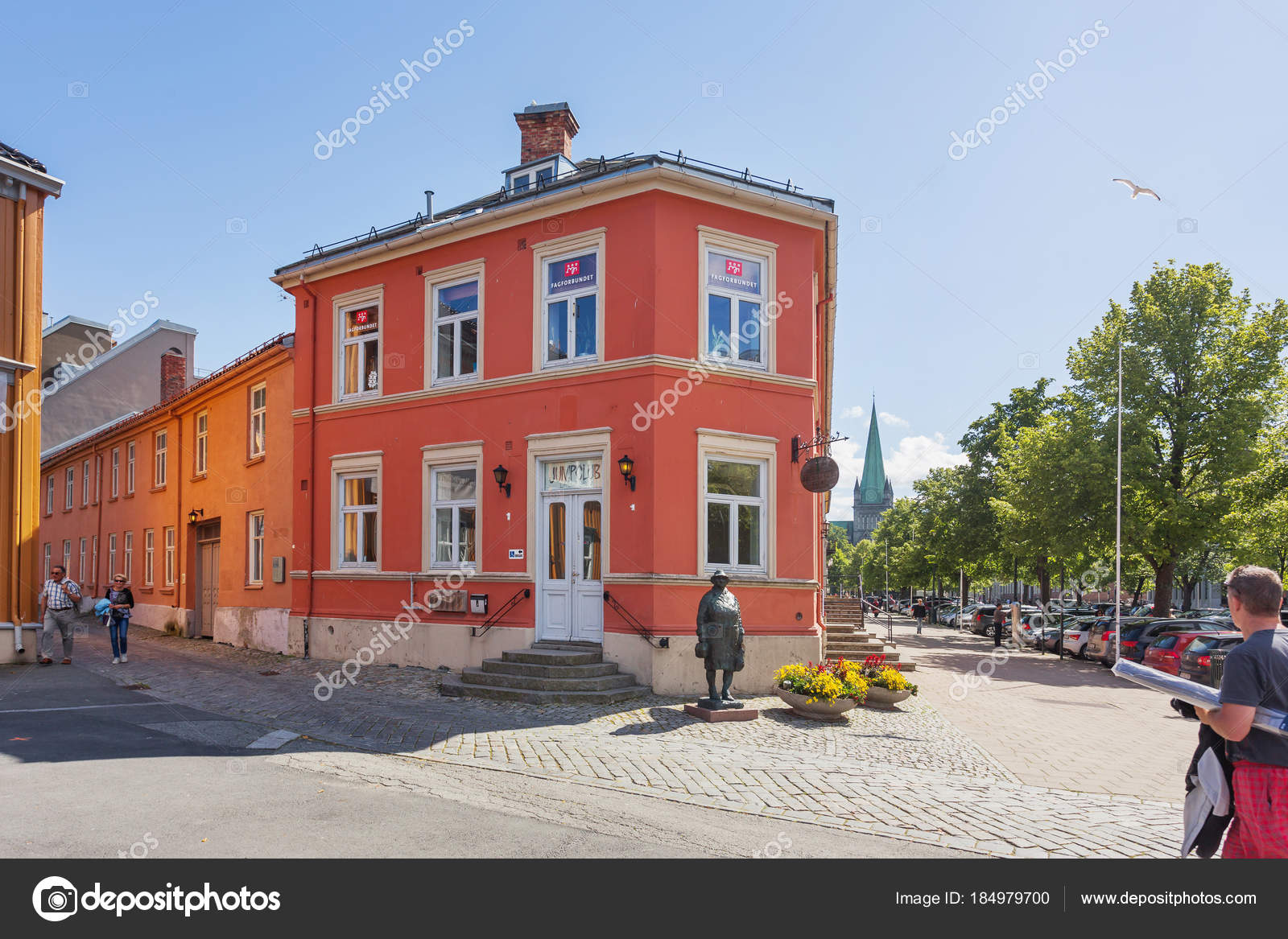torvet scene trondheim