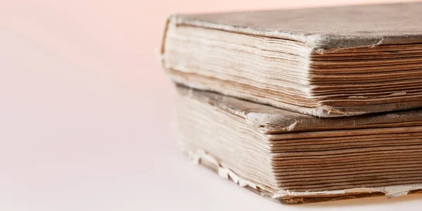 Banner Con Libros Antiguos Libros Con Portadas Desgastadas Páginas Andrajosas — Foto de Stock