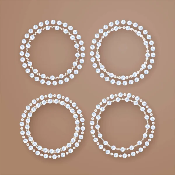Marcos de perlas redondas. Conjunto de círculos de perlas de doble cuerda sobre fondo biege . — Archivo Imágenes Vectoriales