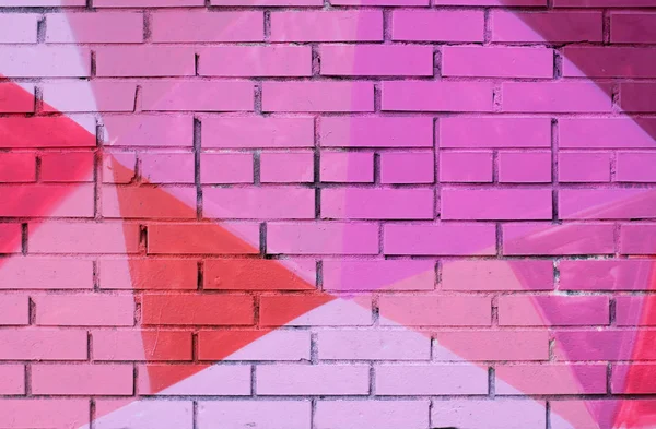 Berwarna-warni (merah muda, ungu, karang dan burgundy) mengecat dinding bata sebagai latar belakang, tekstur — Stok Foto