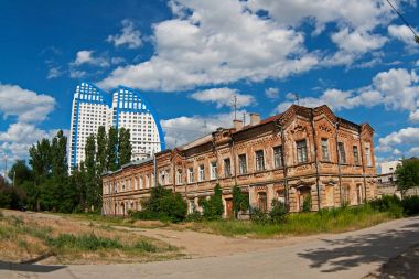Eski ve klasik Pugachevskaya Caddesi üzerinde Volgograd 
