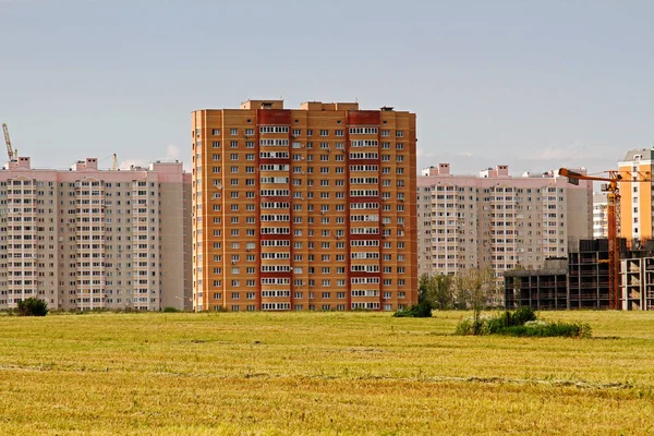 Konut alanında yapım aşamasında