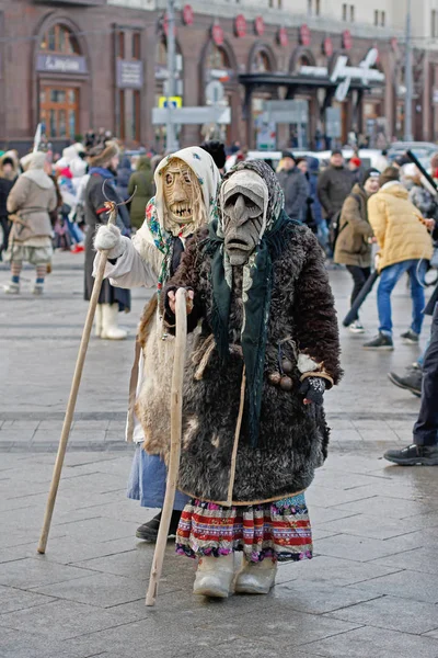 Moskau Russland Februar 2017 Menschen Historischen Kostümen Und Gruseligen Masken — Stockfoto