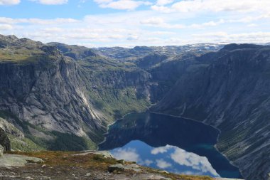 Norveç 'te yürüyüş manzaraları