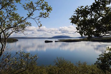 İzlanda 'nın ortasındaki göl