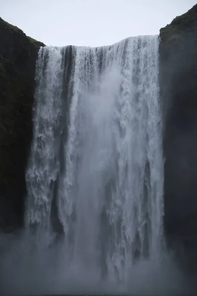 Die Atemberaubenden Isländischen Wasserfälle — Stockfoto