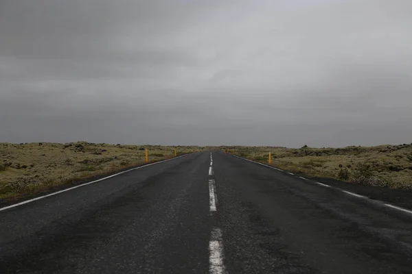 Caminos Islandeses Marcianos —  Fotos de Stock