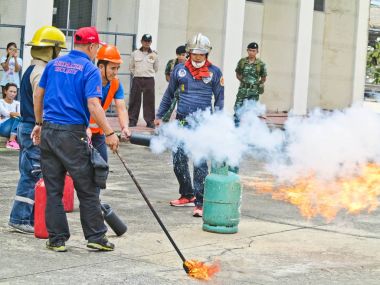 Bangkok, Tayland - 31 Ekim 2017: İnsanlar hazırlık için f