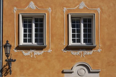 Eski apartman süsleri