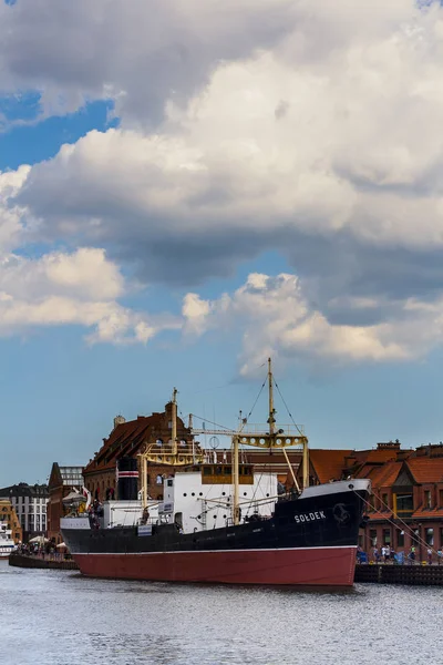 Nave museo Soldek en Gdansk — Foto de Stock