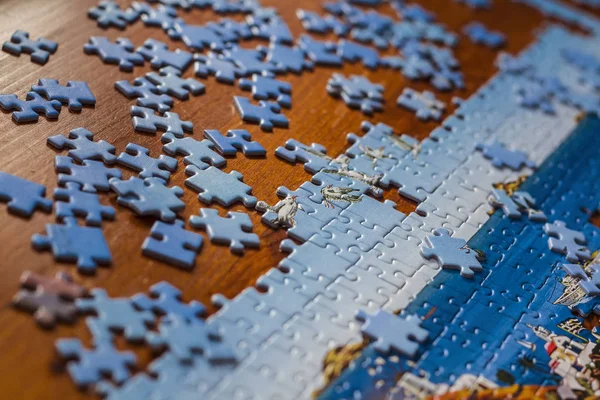 Partially solved jigsaw puzzle — Stock Photo, Image