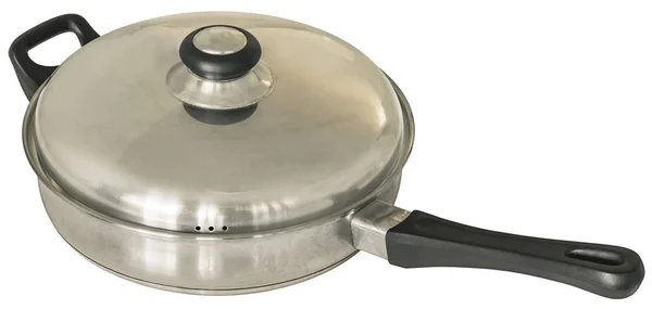 Vieille casserole en acier inoxydable robuste recouverte de couvercle isolé sur fond blanc — Photo