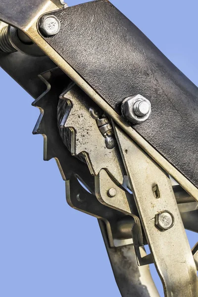 Palanca del tirador del cabrestante del cable de mano con el detalle de la impulsión del trinquete — Foto de Stock