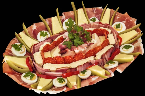 Tradicional Bem-vindo Gourmet Appetizer Prato salgado Meze isolado em fundo preto — Fotografia de Stock