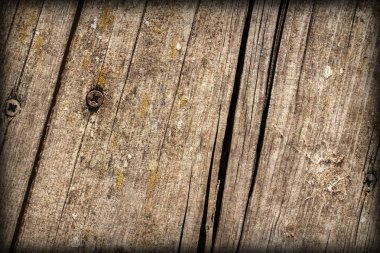 Rusty Phillips vida ile eski yıpranmış kırık düğümlü kaba çam ahşap Vignette Grunge yüzey ayrıntı gömülü