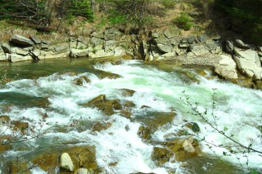 dağ nehir dağlarda yaz hiking rotaları, river rapids