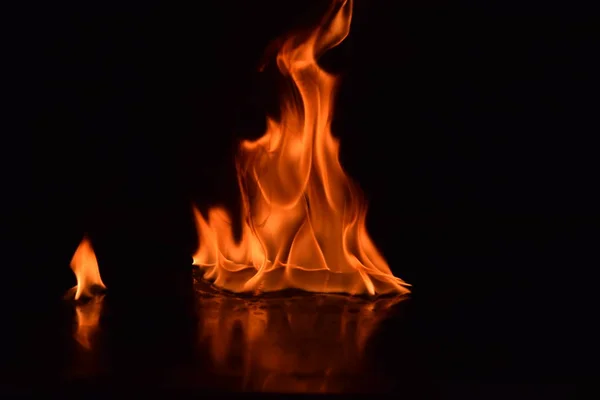 Résumé Flammes Feu Isolées Sur Fond Noir — Photo