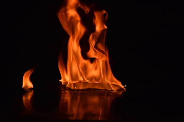 Astratto Fuoco Fiamme Isolato Sfondo Nero — Foto Stock