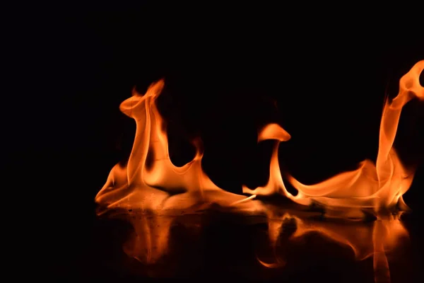 Анотація Вогняне Полум Ізольовано Чорному Тлі — стокове фото