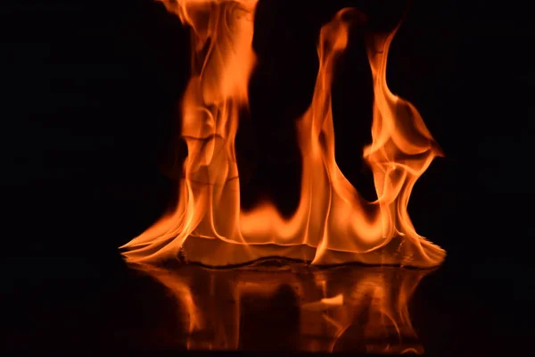 Résumé Flammes Feu Isolées Sur Fond Noir — Photo