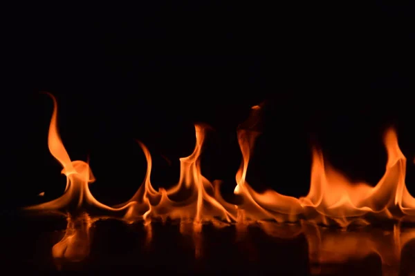 Résumé Flammes Feu Isolées Sur Fond Noir — Photo