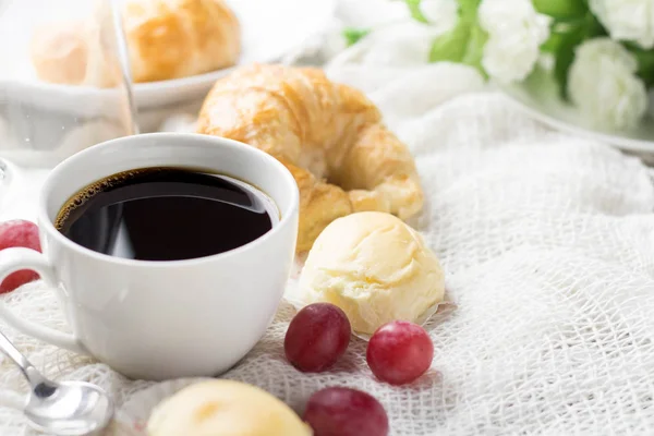 breakfast with coffee and bread