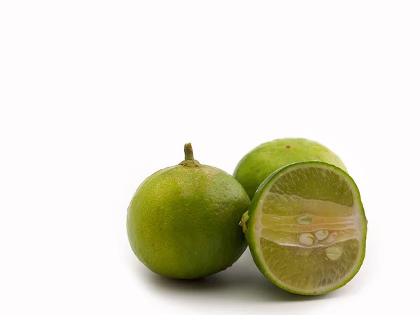 Taze limon ve dilim — Stok fotoğraf