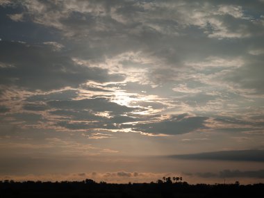 Sabah güzel bir gökyüzü