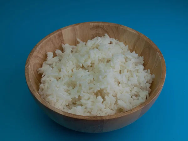 Bol plein de riz sur blanc — Photo