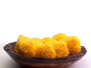 Portre Kanom Foi tanga