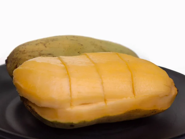 Mango vrucht geïsoleerd witte achtergrond — Stockfoto