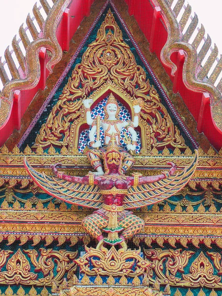 Wat Tham Seua, thajské a čínské chrámy. — Stock fotografie