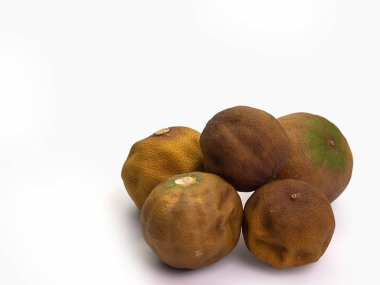 Beyaz arka plan üzerinde izole Closeup limon rot.