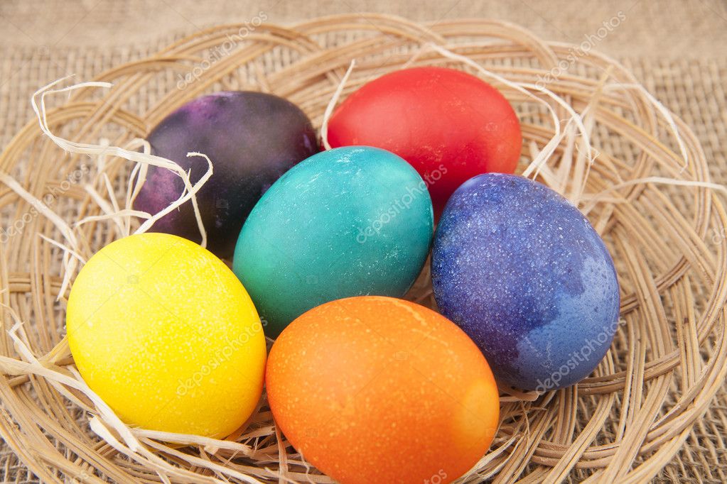 Easter eggs in basket — Stock Photo © borjomi88 125935400