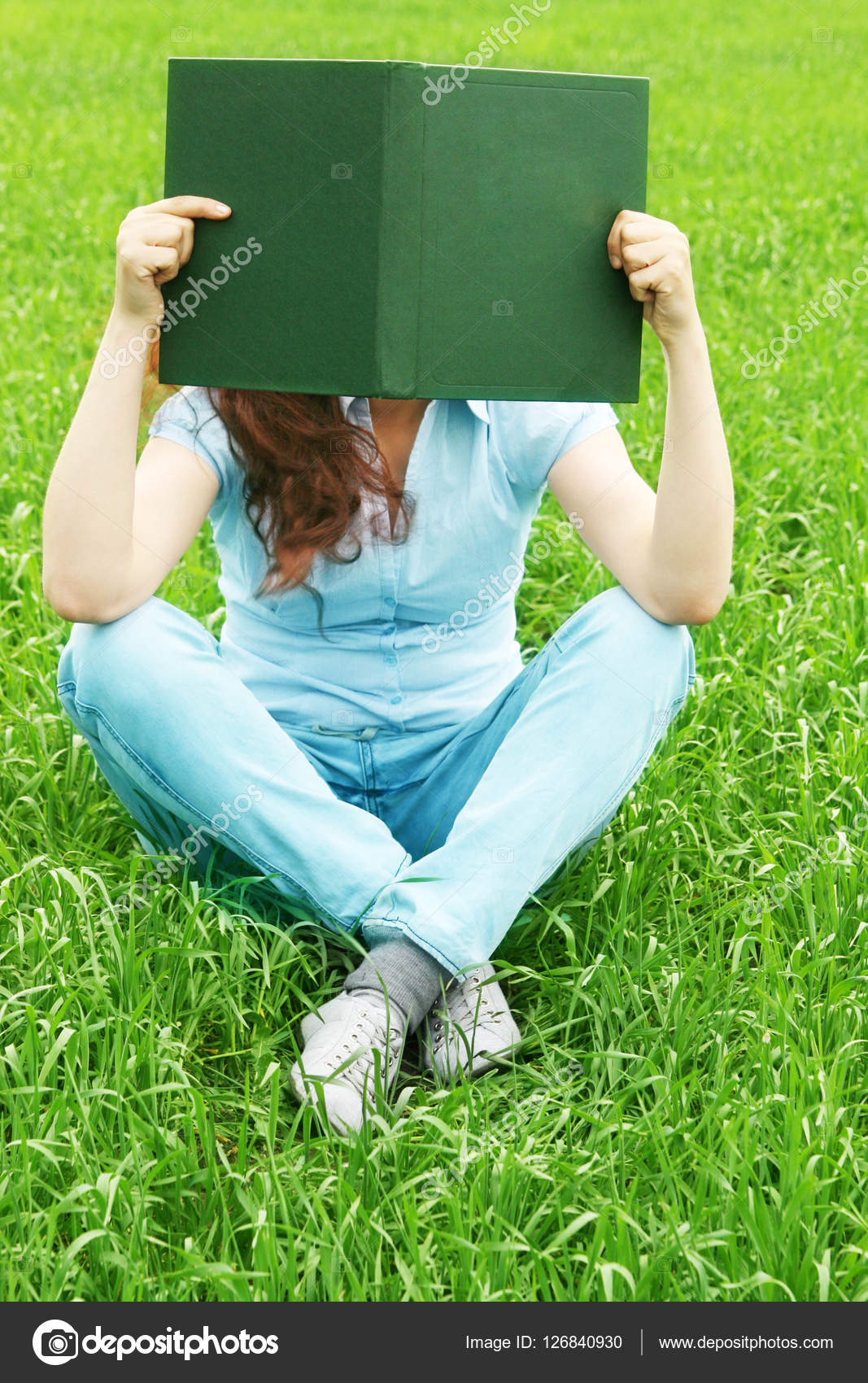 Girl reading green book Stock Photo by ©borjomi88 126840930