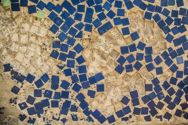 A kék négyzet morzsolt mozaik fali — Stock Fotó
