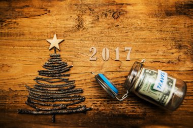 Yaratıcı Noel ağacı ve dolar kavanoz içinde
