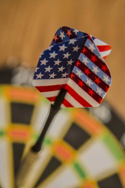 Dart mit amerikanischer Flagge — Stockfoto