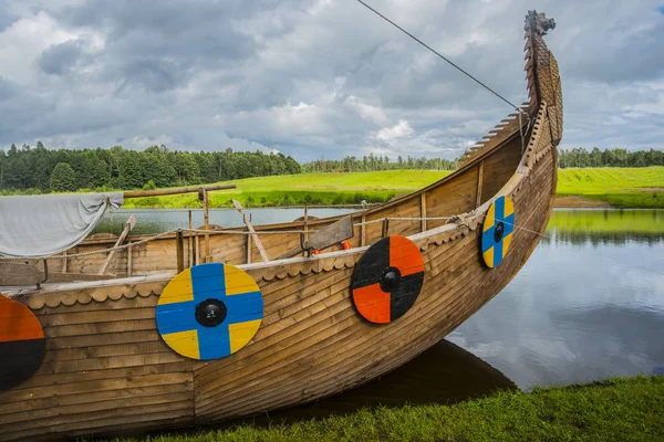 Vervoer Vikingschip — Stockfoto